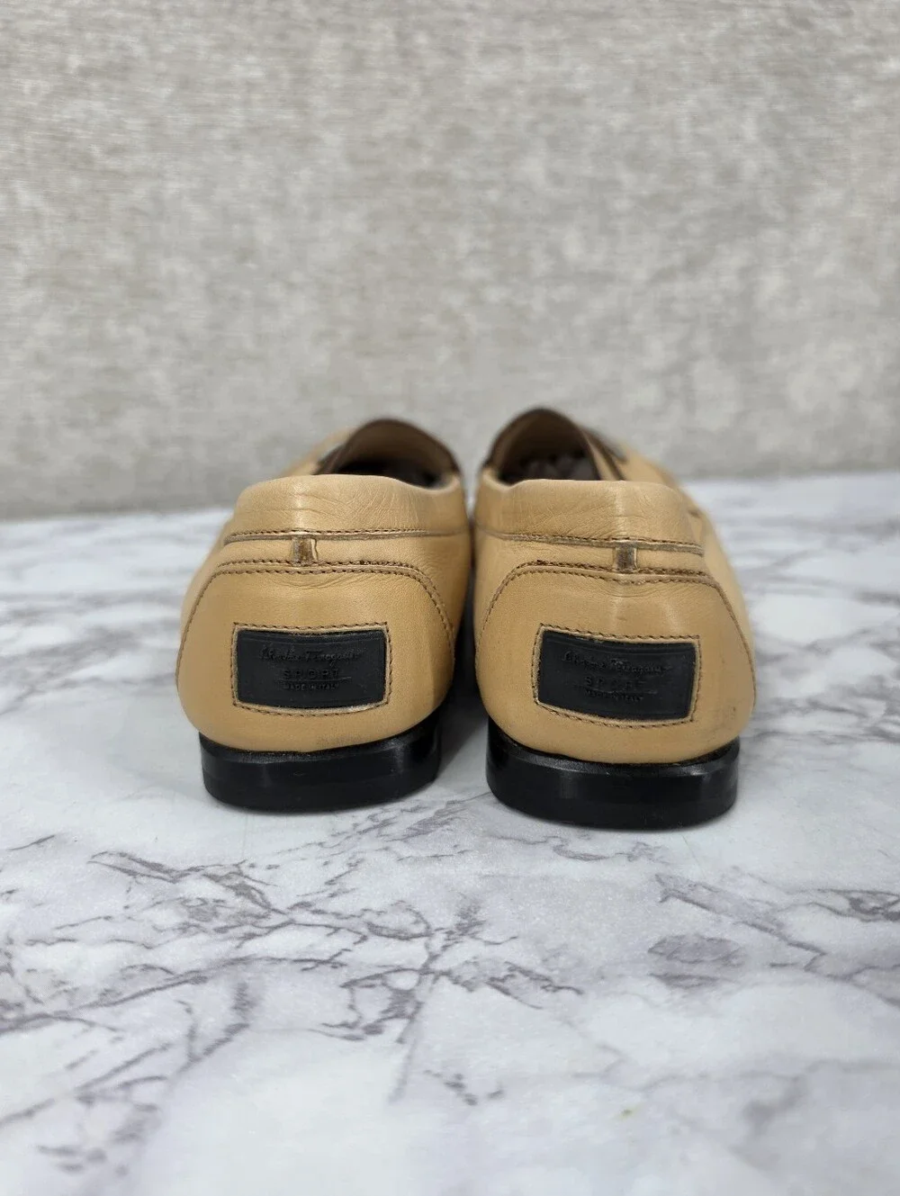 Salvatore Ferragamo Sport Tan Leather Gancio Driving Moccasin Loafers Shoes
